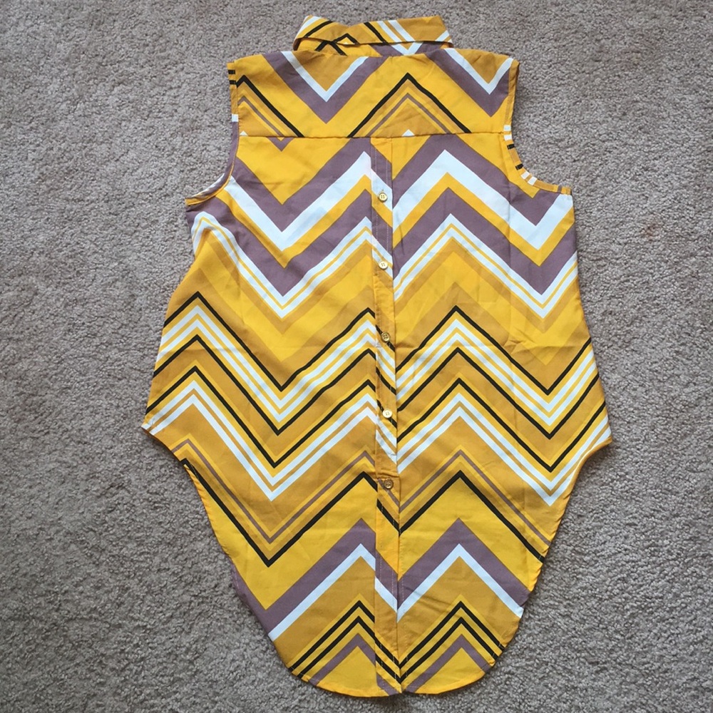 Back Button Blouse - Picture 2 of 7
